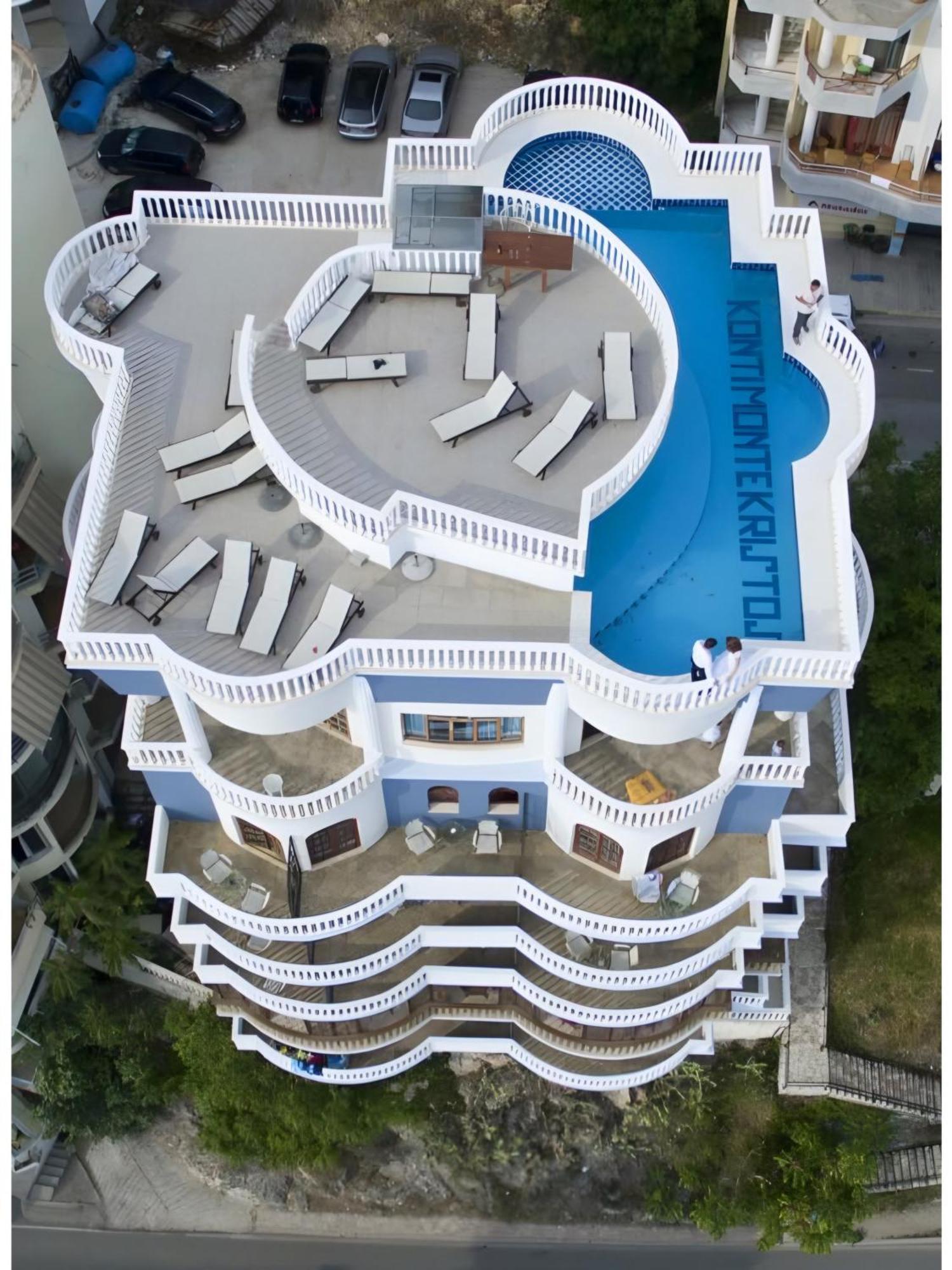 Monte Cristo Hotel With Rooftop Pool Саранда Екстер'єр фото